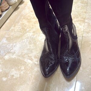 Veto Cuoio boots suede/patent combo. Amazing boots super stylish made in Italy.